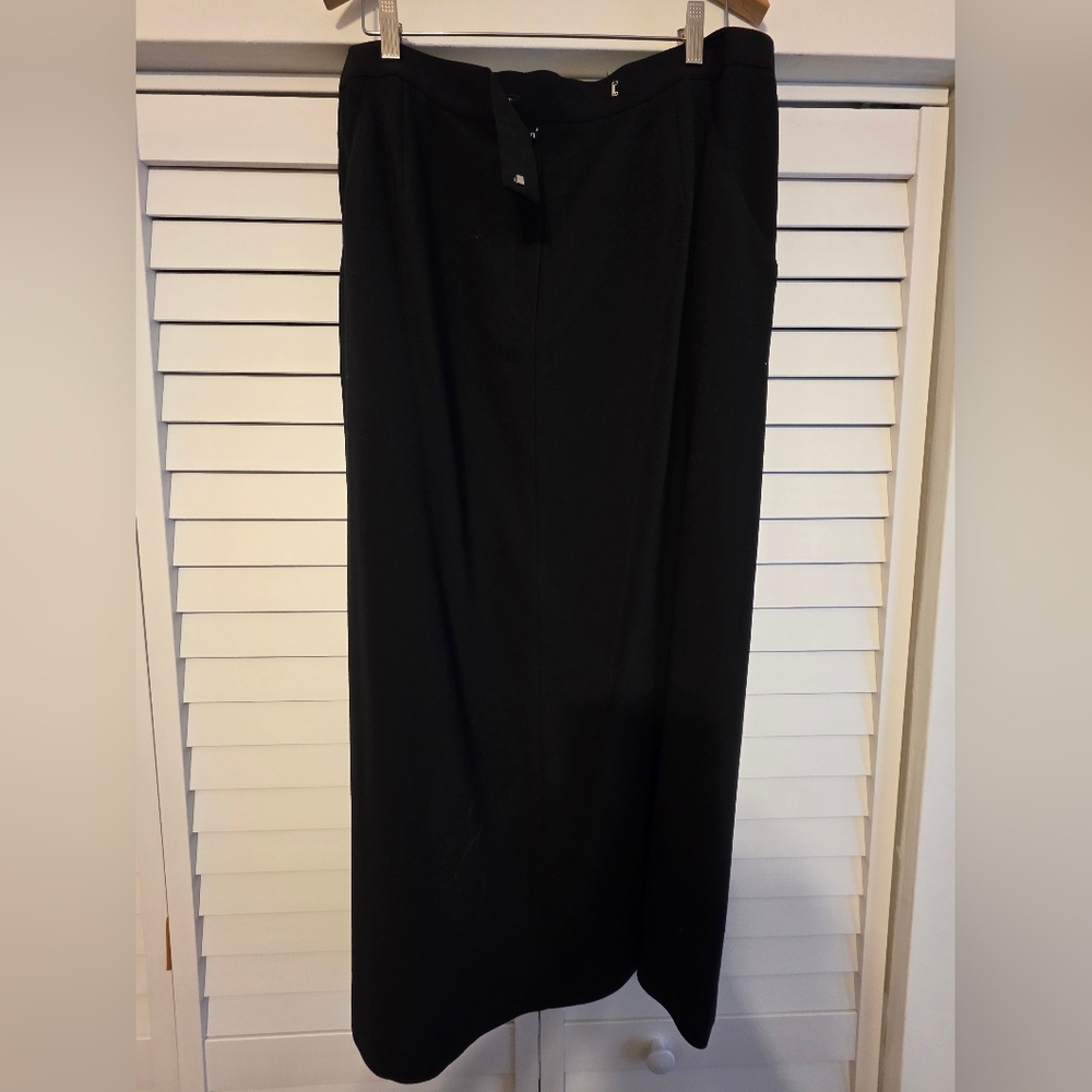 Jones New York Classic Black Skirt